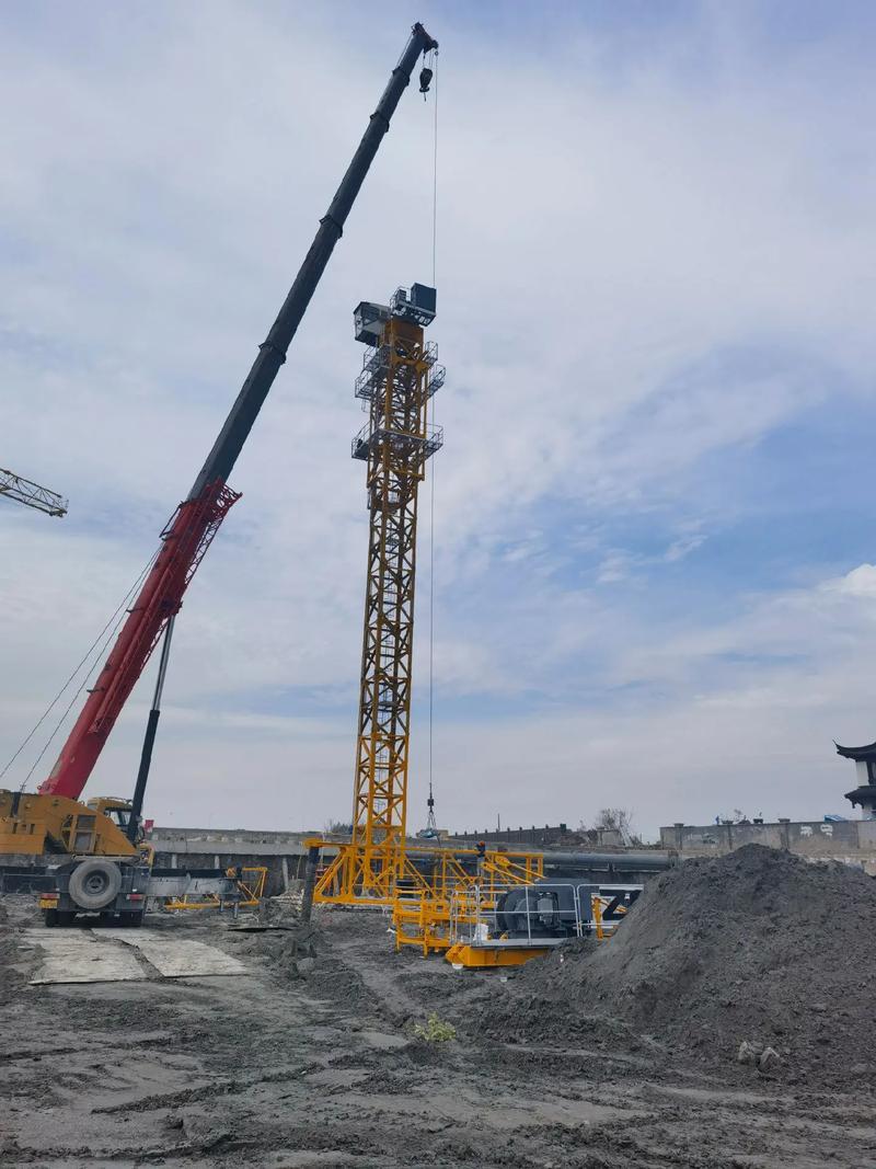 要租塔,找遠塔#專業(yè)的事交給專業(yè)的人來做更靠譜 #塔機租賃